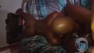 Black Ass Getting Cock - Ebony gay boy getting inserted by Big black cock - PORNDROIDS.COM