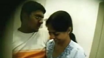Xvediostelugu - Amateur Telugu lovers on hidden camera - PORNDROIDS.COM