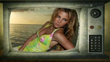 Elsa Pataky emanates sensuality